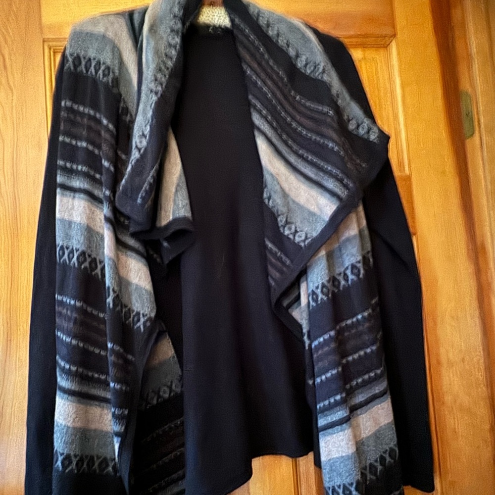 C by Bloomingdale's Black Tan Patterned  Sweater